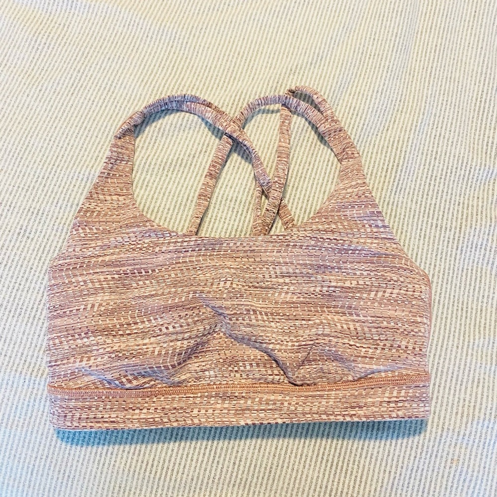 Lululemon Energy Bra Sz 6 pink pattern